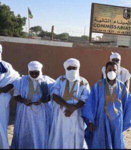 وقفة الأئمة بمقاطعة الميناء أمام المفوضية(صورة موقع الضياء)