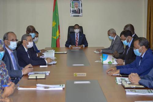 لجنة صندوق كورونا