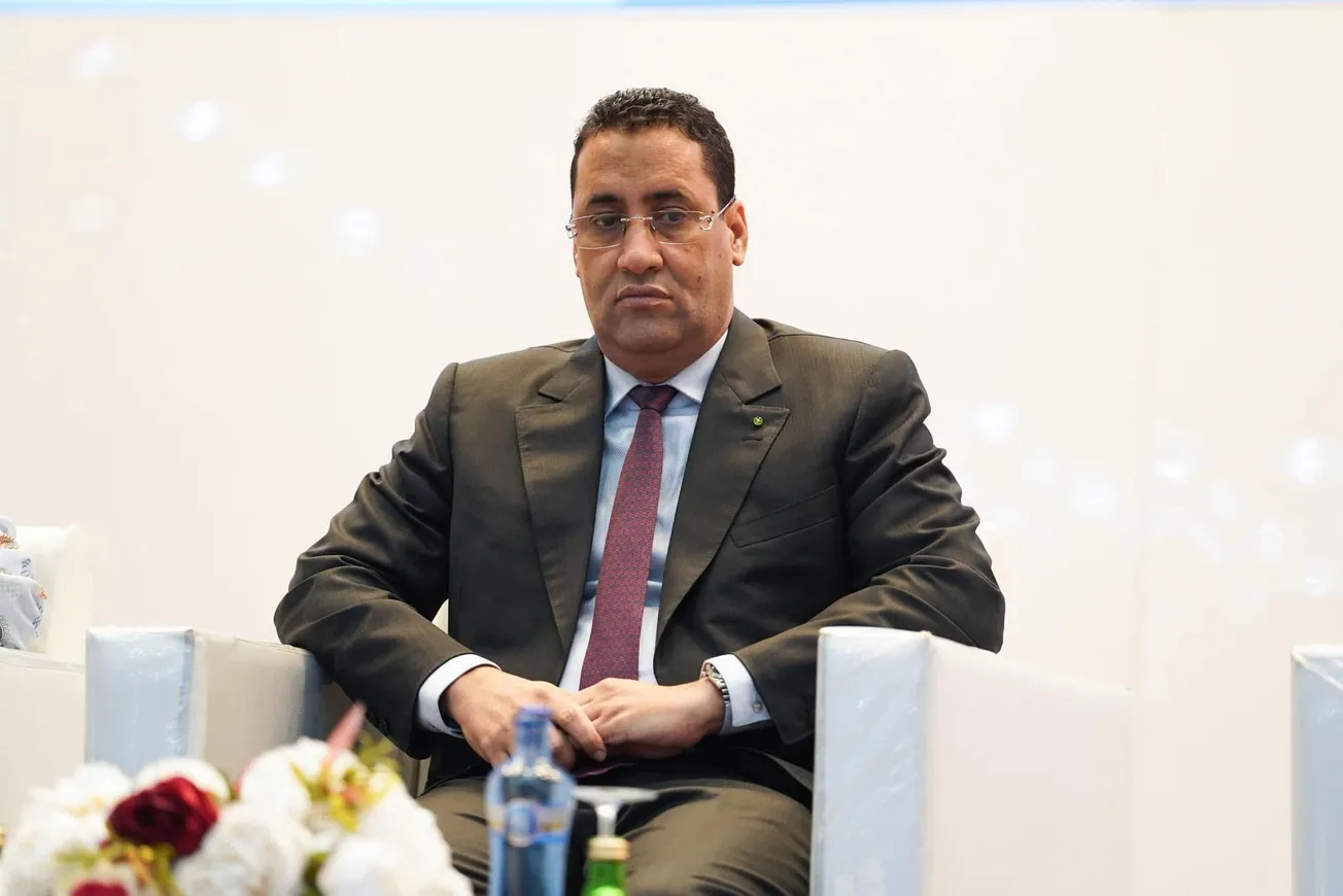 ولد اجاي: ضرائب لتر “الگازوال” تراجعت من 36% إلى 29‎%‎