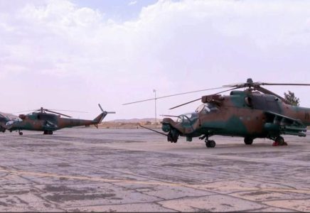 الجزائر تدعم النيجر بأربع مروحيات عسكرية