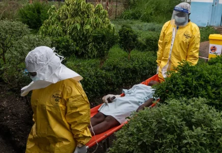 اتساع رقعة تفشي إيبولا في الكونغو وارتفاع المناطق المتضررة إلى 60