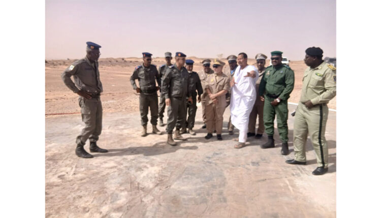والي آدرار يتفقد التحضيرات الجارية لزيارة رئيس الجمهورية إلى أوجفت أوجفت