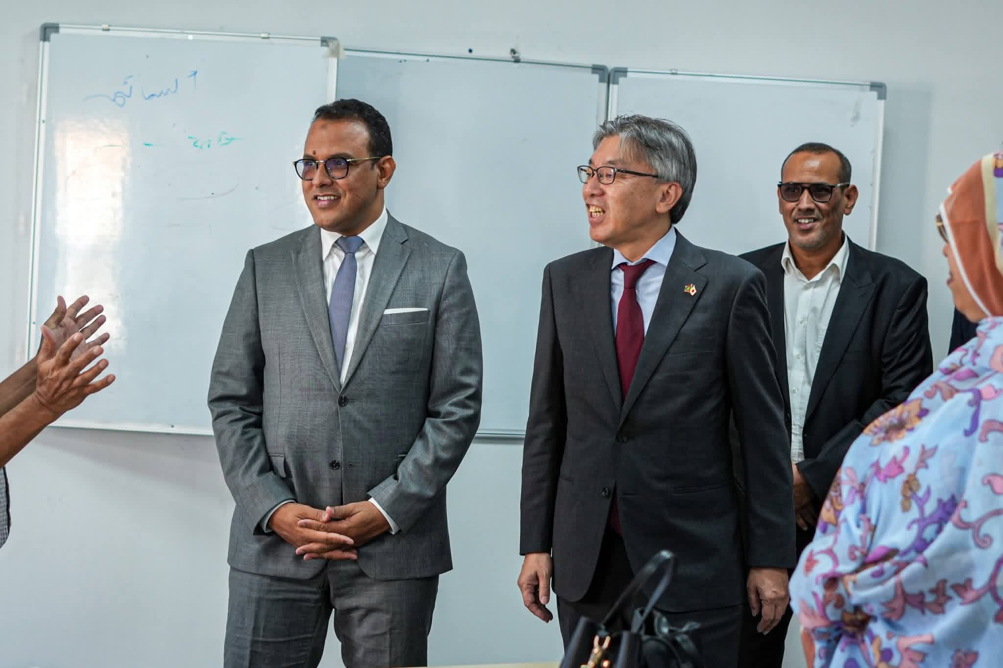 وزير المالية يبحث مع وفد من تازيازت تعزيز مساهمة الشركة في الاقتصاد الوطني